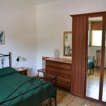 Comfortable Italian With Garden And Bbq Holiday home San Foca